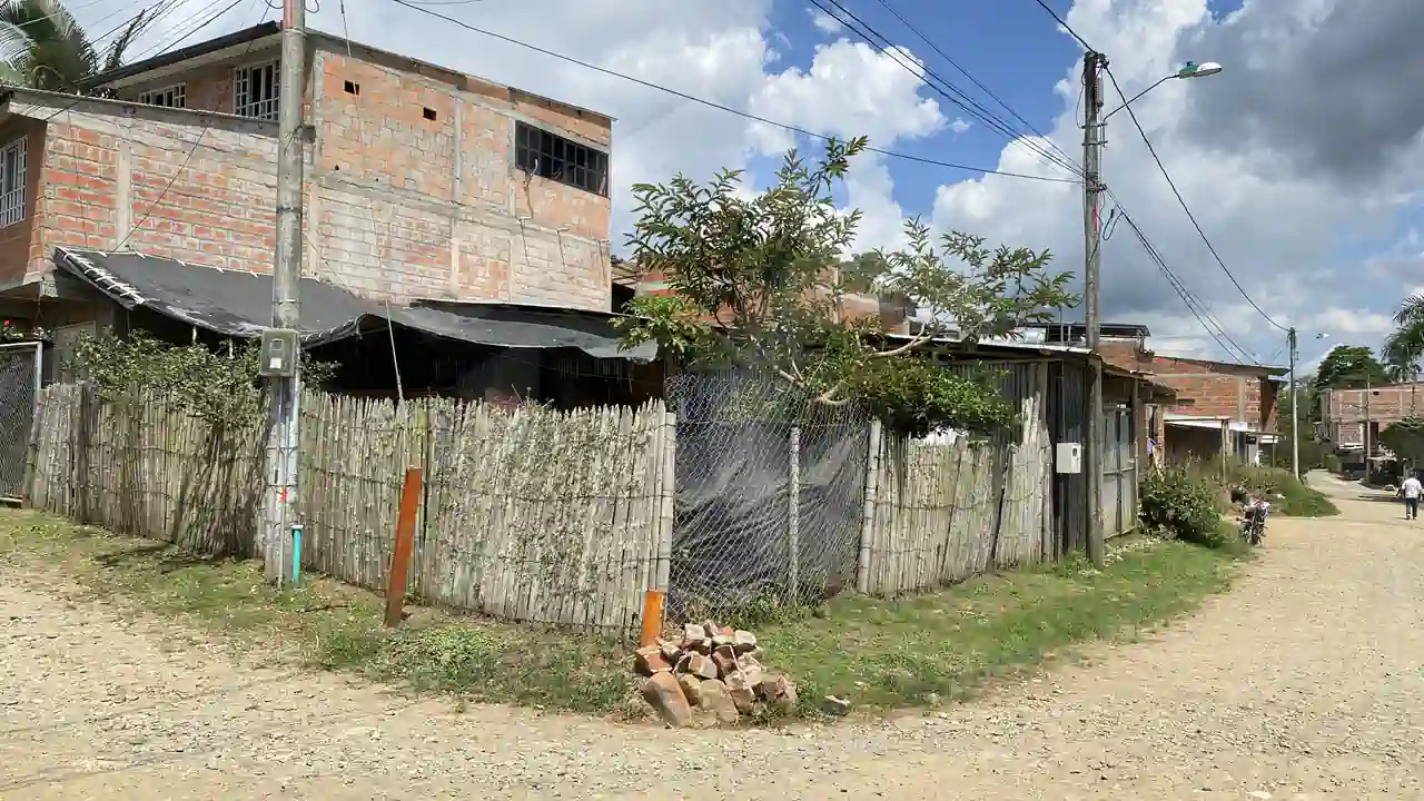 2 Lotes frente a la cancha Ciudadela